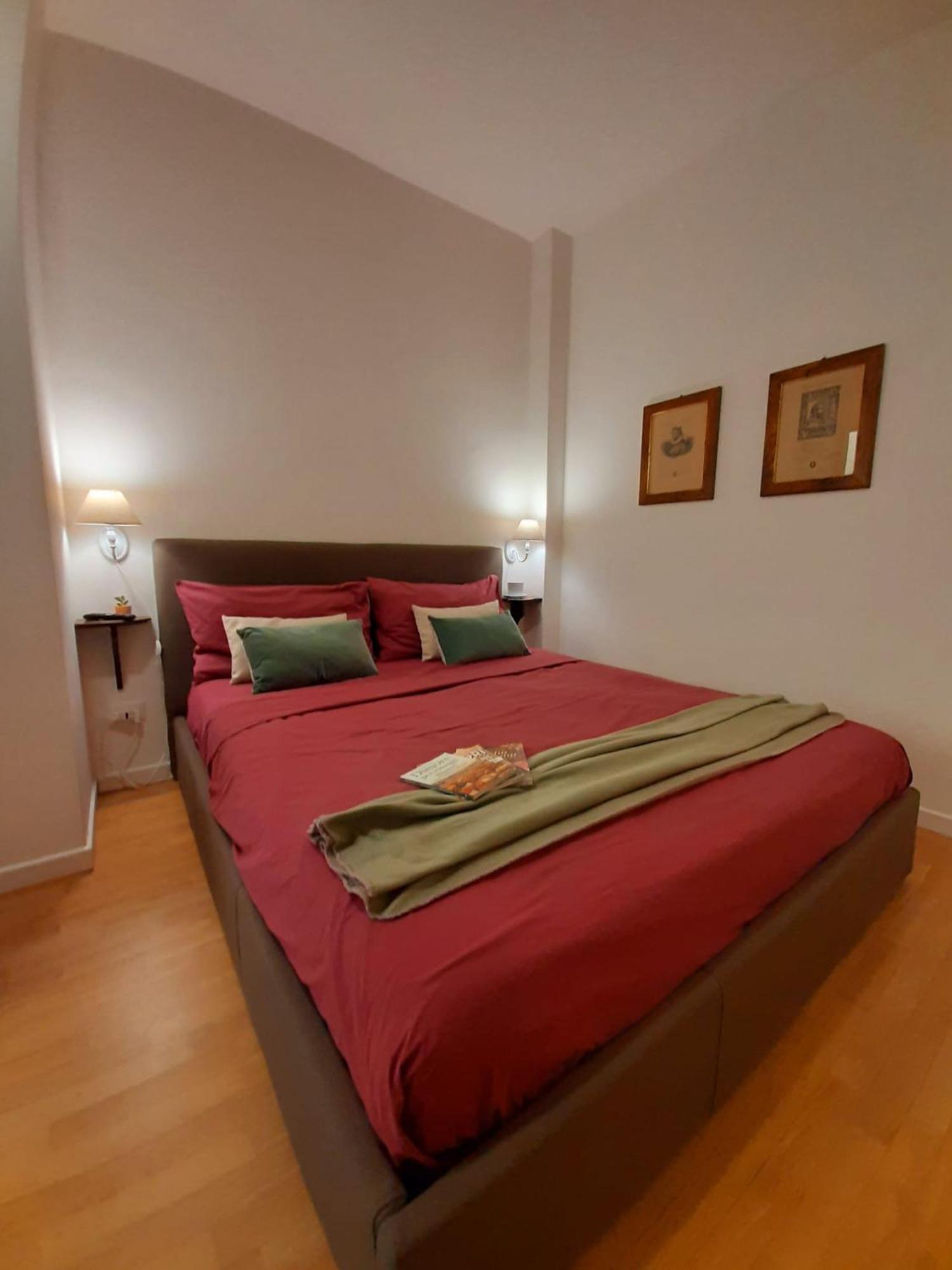 Charme In Righi Apartment Bologna Exterior photo